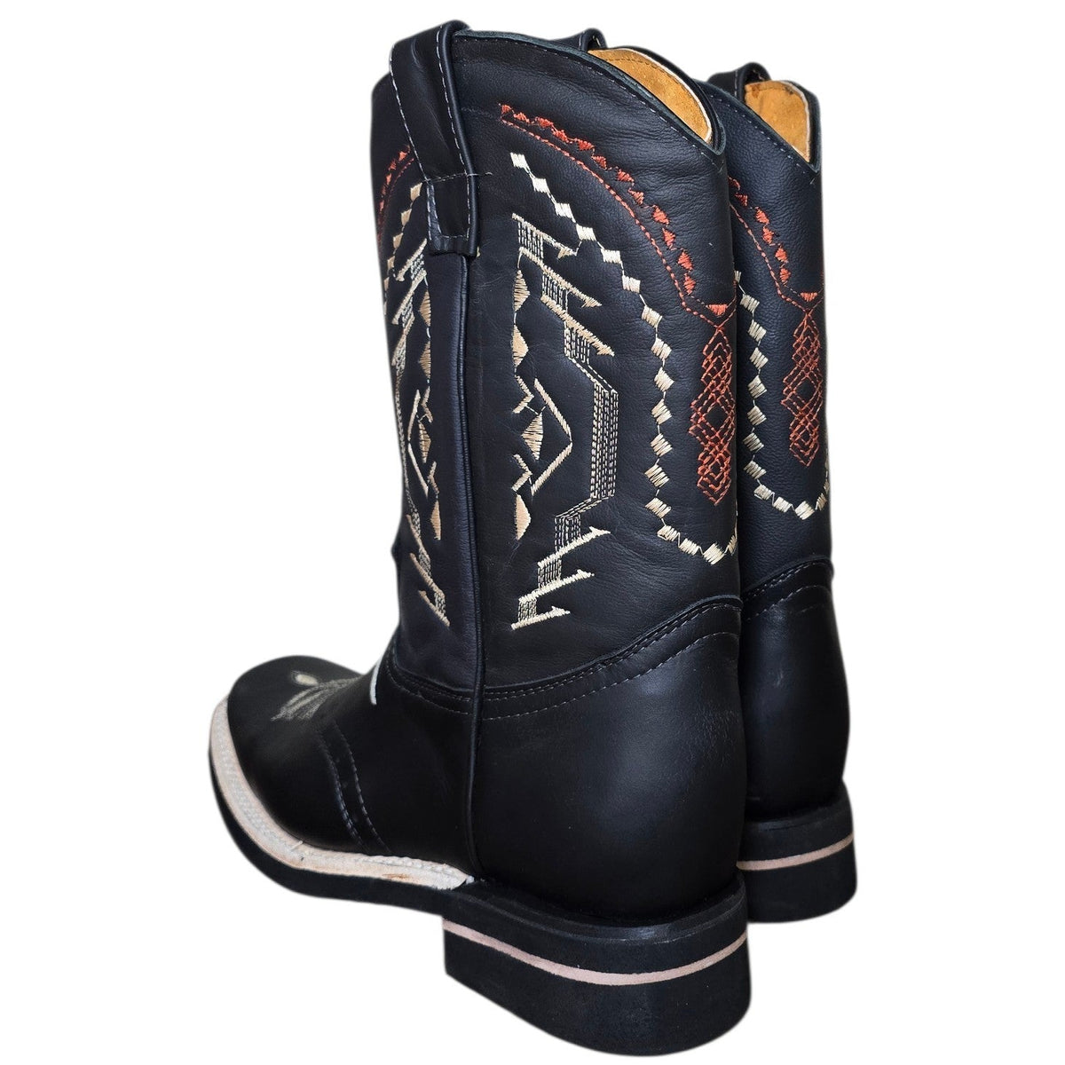 Cowboy Boots (0192) - 12" Rodeo Toe Layered Black Leather w/ Longhorn Design