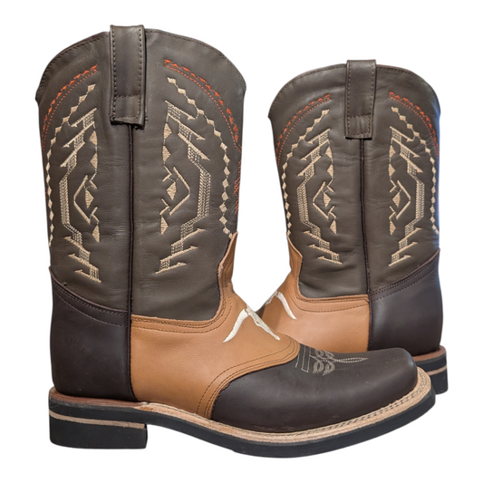 Cowboy Boots (0088) - Rodeo Toe Layered Two-tone Brown Leather Longhorn Design