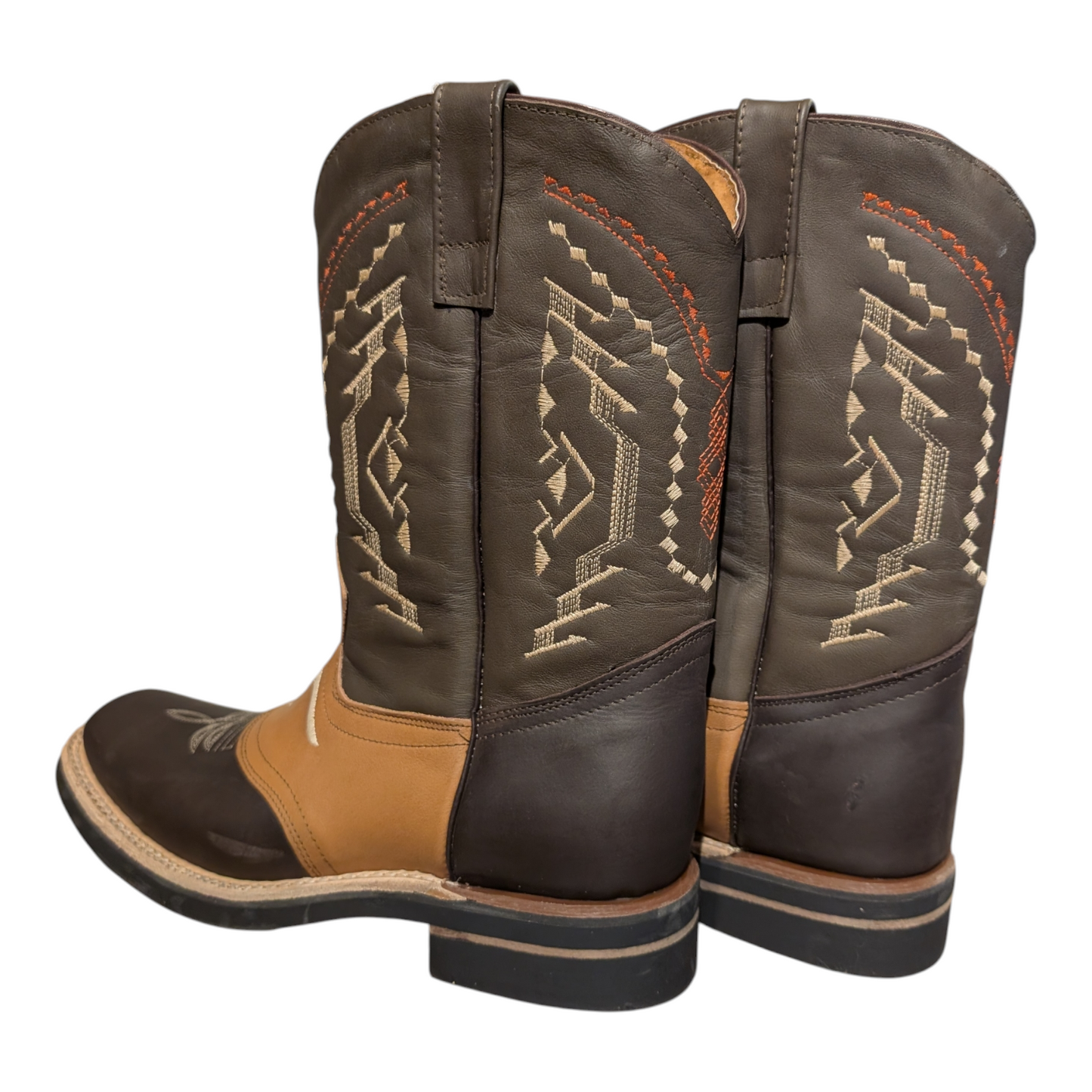 Cowboy Boots (0088) - Rodeo Toe Layered Two-tone Brown Leather Longhorn Design